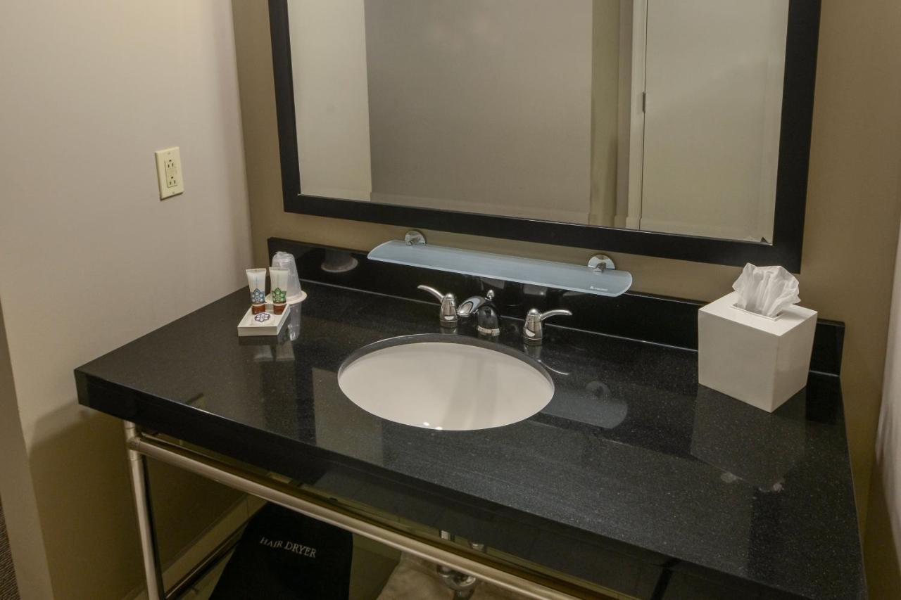 Magnolia Hotel St. Louis, A Tribute Portfolio Hotel Bagian luar foto